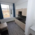 Neohostel *